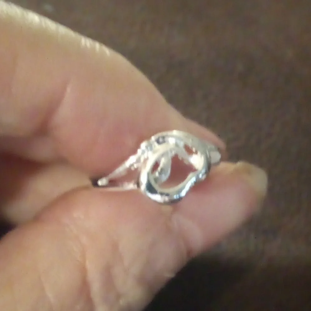 Sterling Silver Twisted Heart Ring - Size 7 - Picture 3 of 6